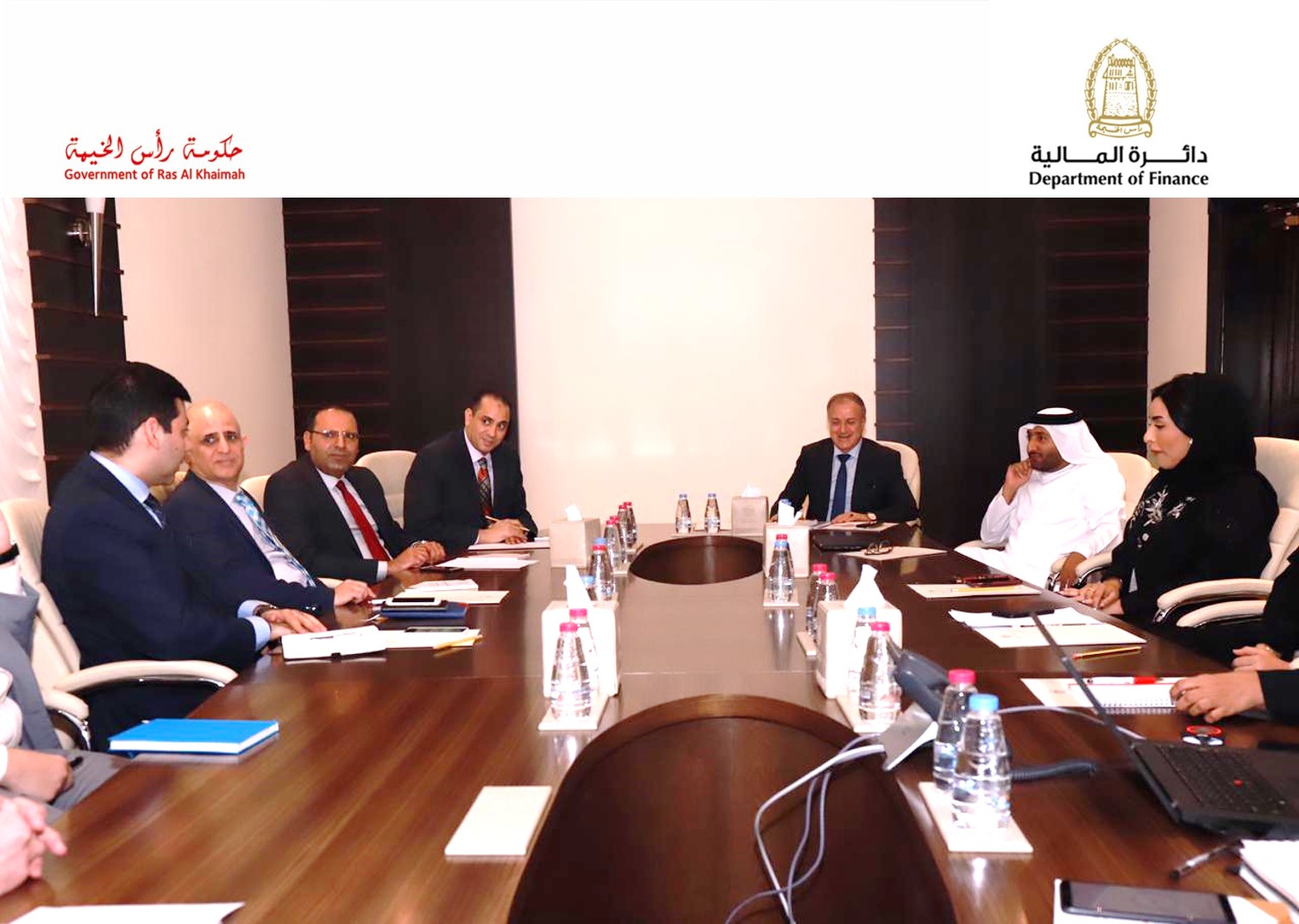 Read more about the article The Department of Finance organizes a visit to Sharjah Central Department of Finance